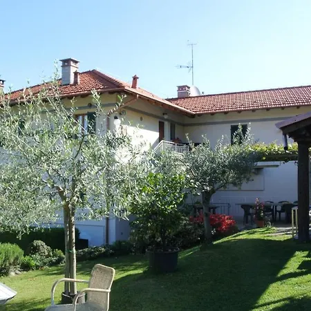 Al Rost Bed & Breakfast *