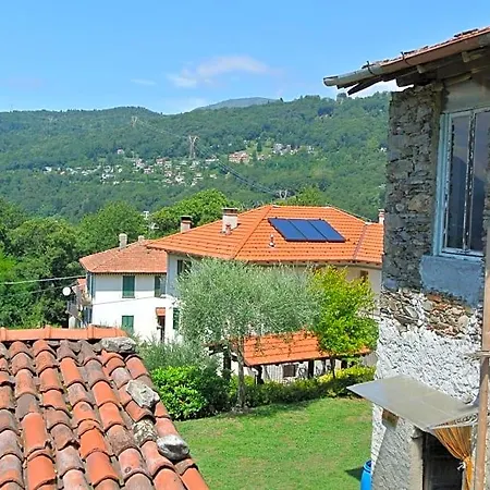 Bed & Breakfast Al Rost 4*